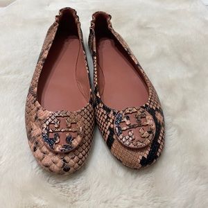 Brand new Tory Burch Minnie travel ballet flats